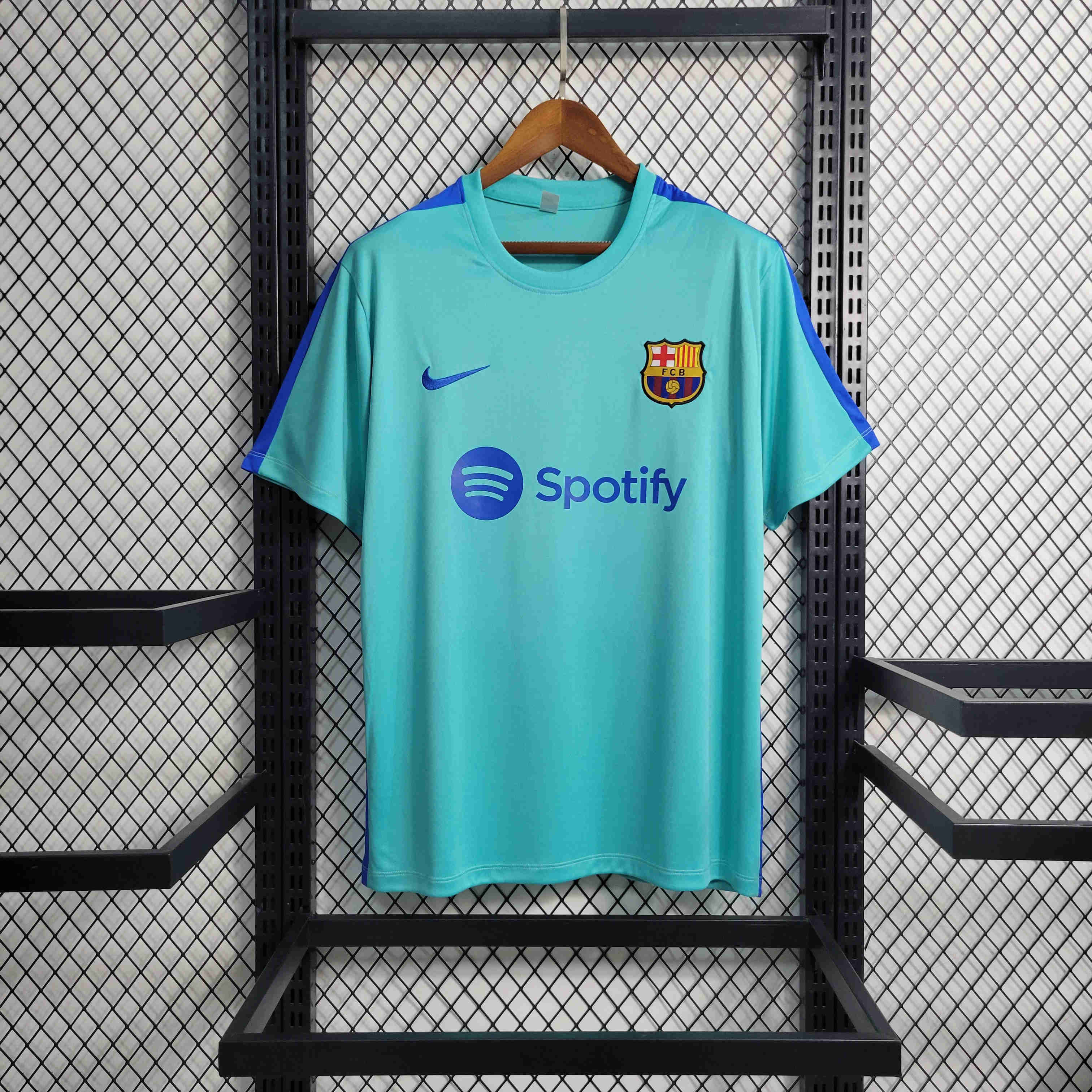 Barcelona 23/24 Training Jersey - Fans Version